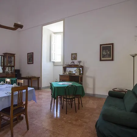 De Pietro Hotel 3*